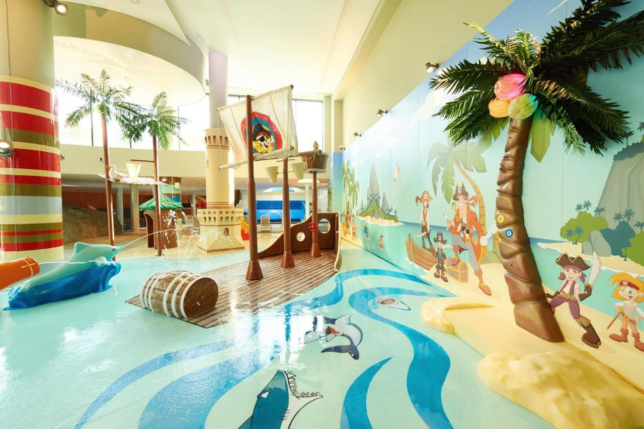 Vacationclub - Pilsudskiego 10B Apartament 2 Świnoujście Exteriör bild